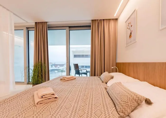 Venus And Aprilia - Luxury By The Coast Βίλα Petrcane